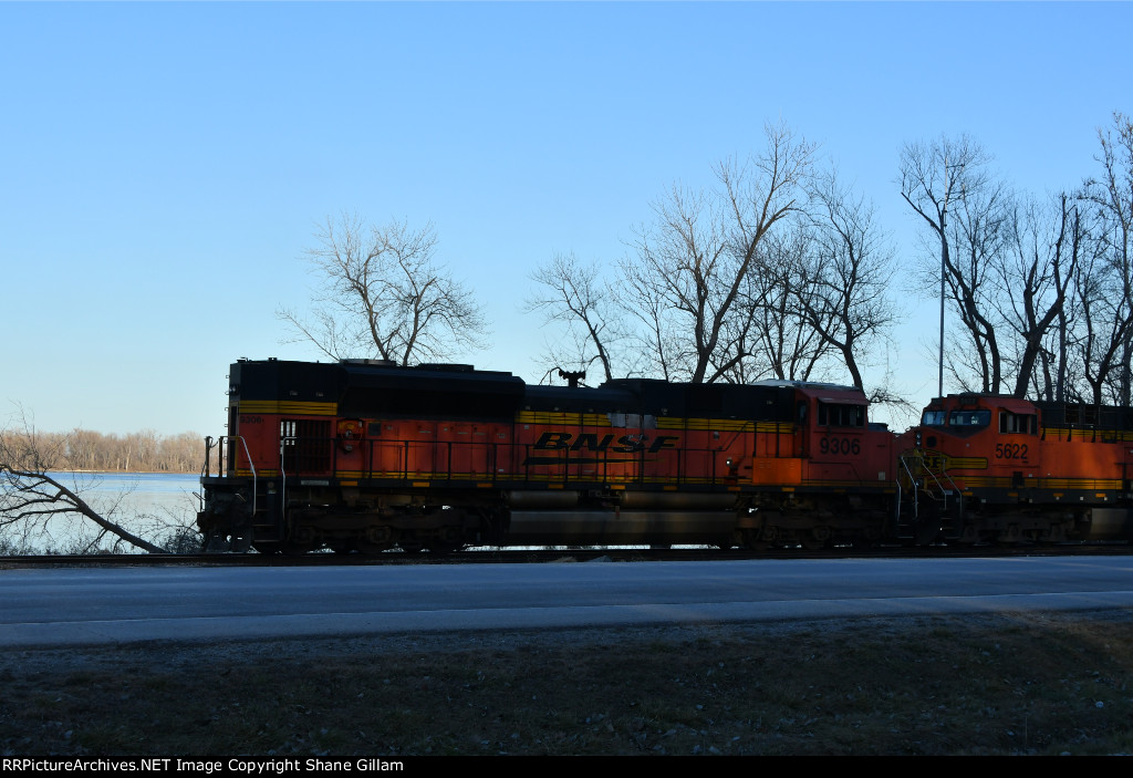 BNSF 9306 Dpu